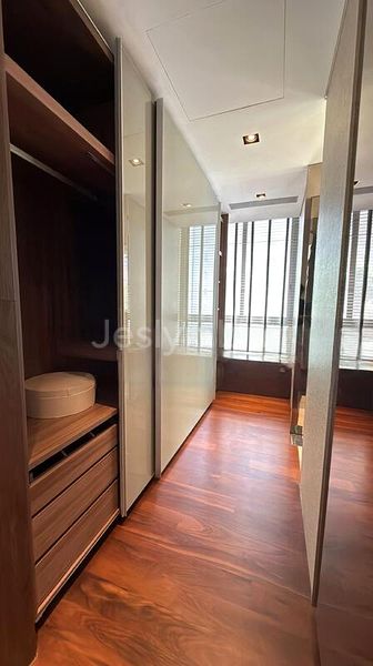 4 Bed Apartment (Condo) for Sale in  The Oliv - Image 3